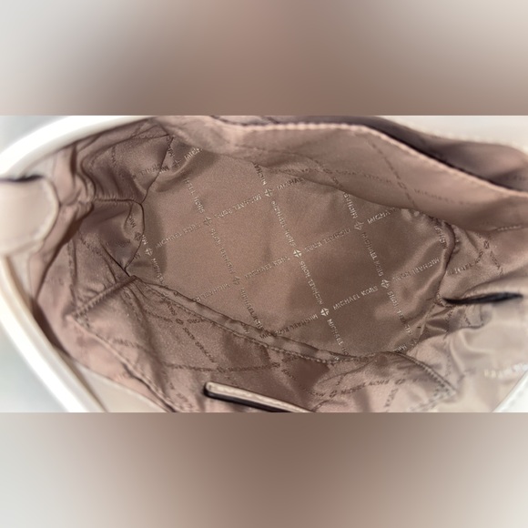 Michael Kors White Mini Bag NWT - Picture 13 of 13